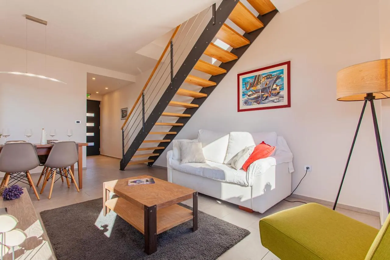 Apartment Leni Cres